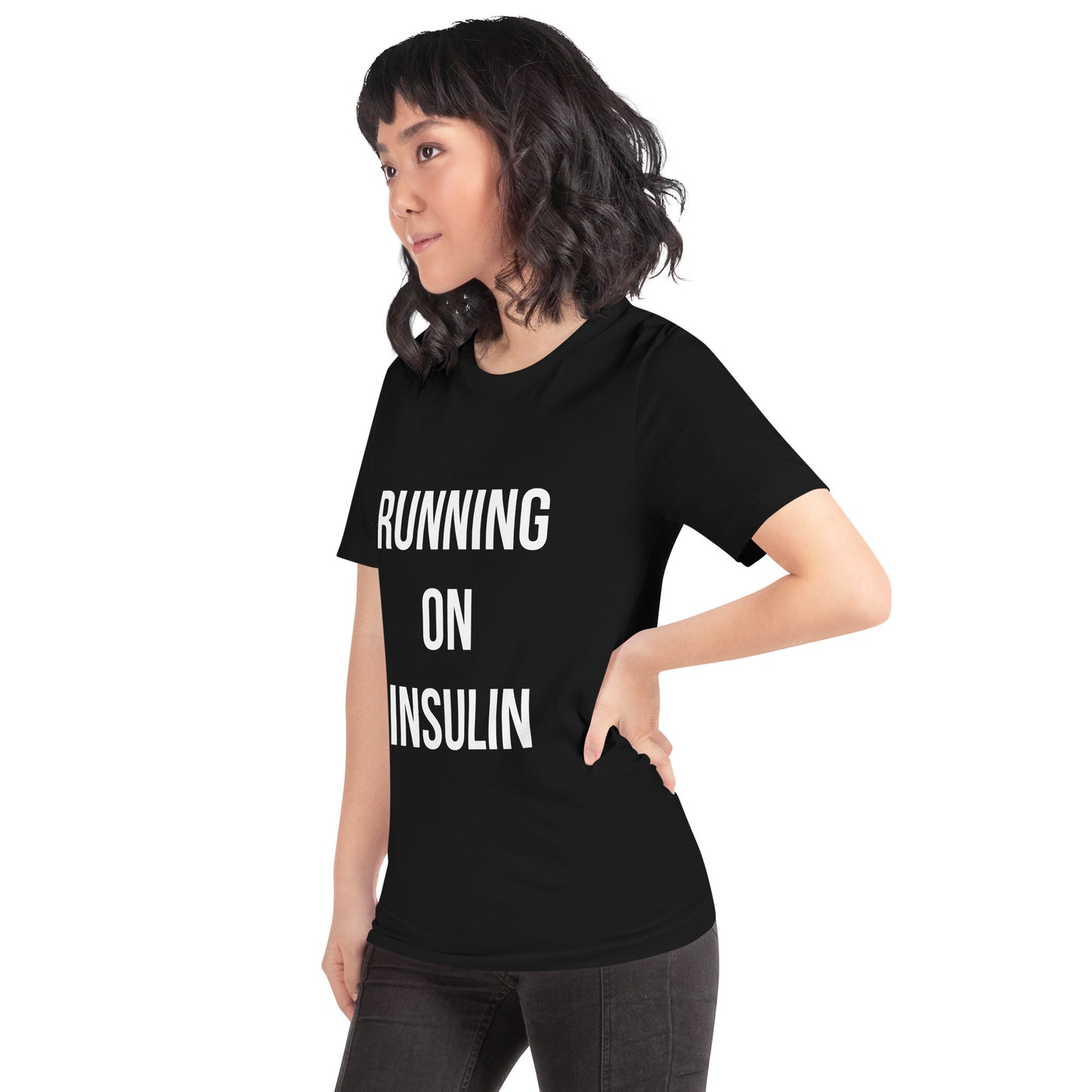 t-shirt noir unisexe 'running on insulin'